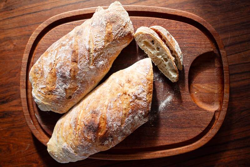 Billede af to baguettes