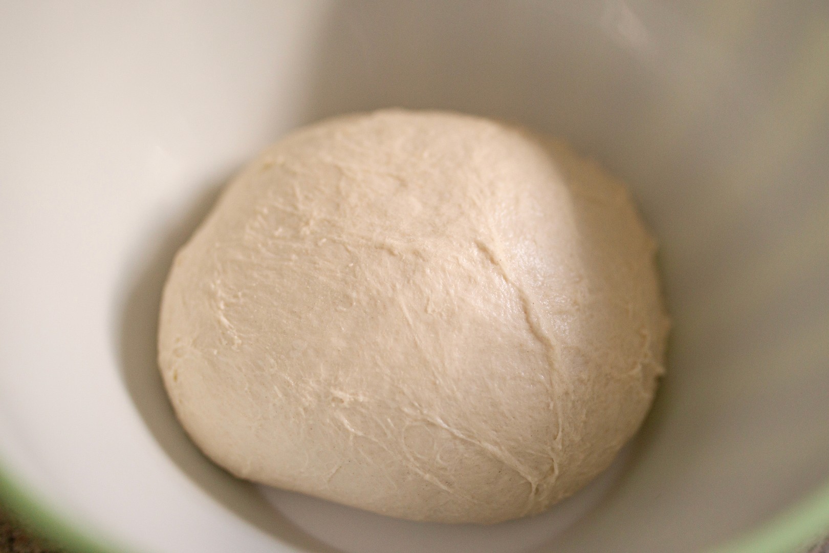 Trinbillede fra tilberedningen af Pizzadej på 7 timer til 3 personer